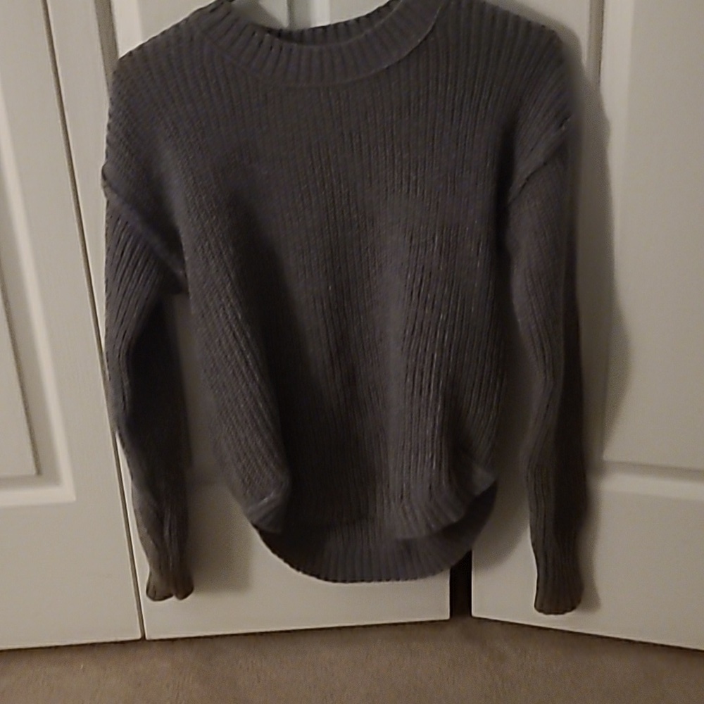 Grey sweater